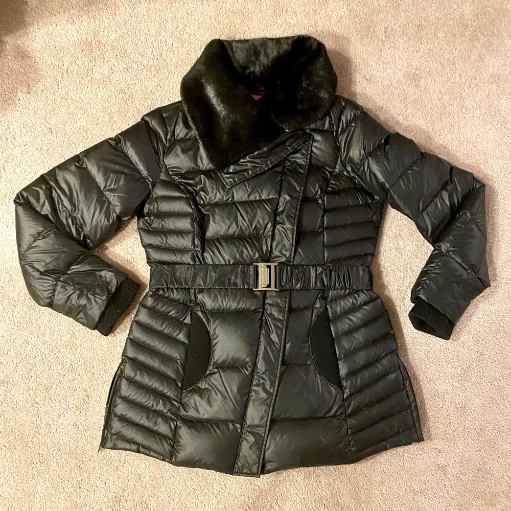 Black puffer winter get jacket, size Large.